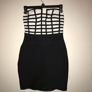 2b bebé black dress never worn but without tags.